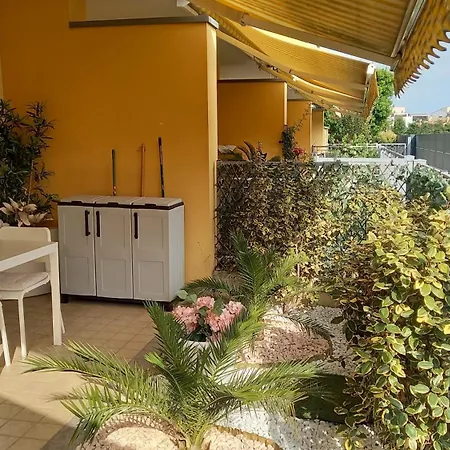 Casadeluxe * Αμπάνο Τέρμε