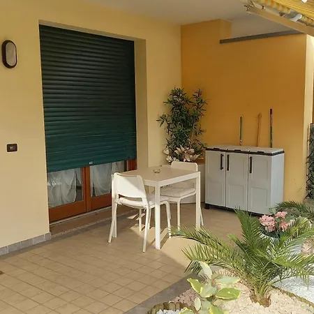 Casadeluxe Apartment
