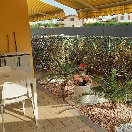 Casadeluxe Apartment *