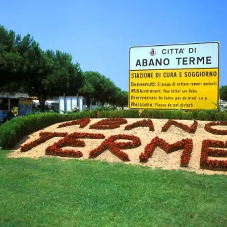 Casadeluxe *