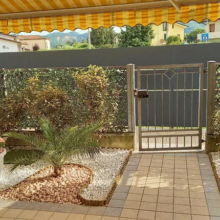 Casadeluxe Apartment